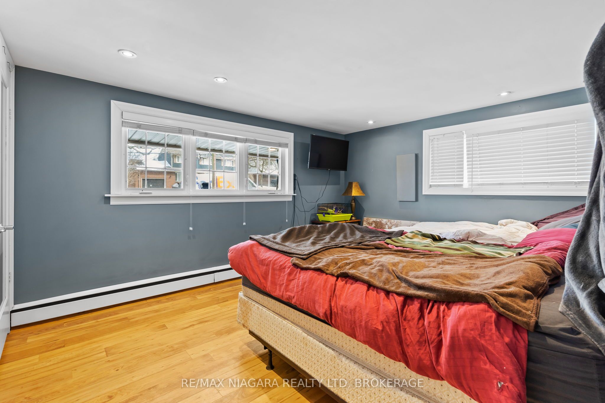 12 Cedar Street Property Photo 26