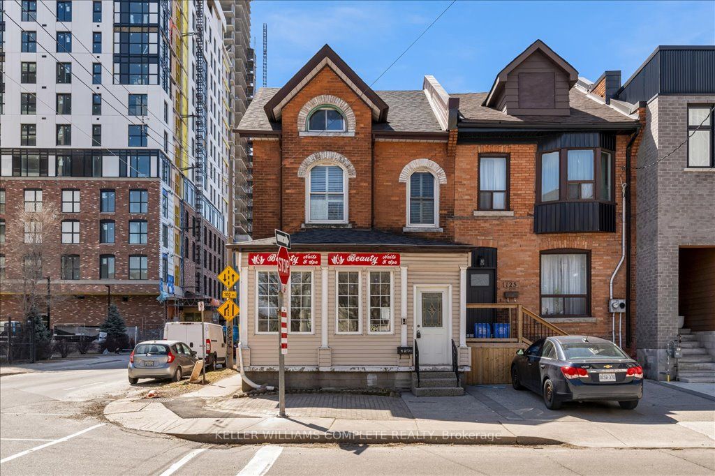 123 Market Street Property Photo 2