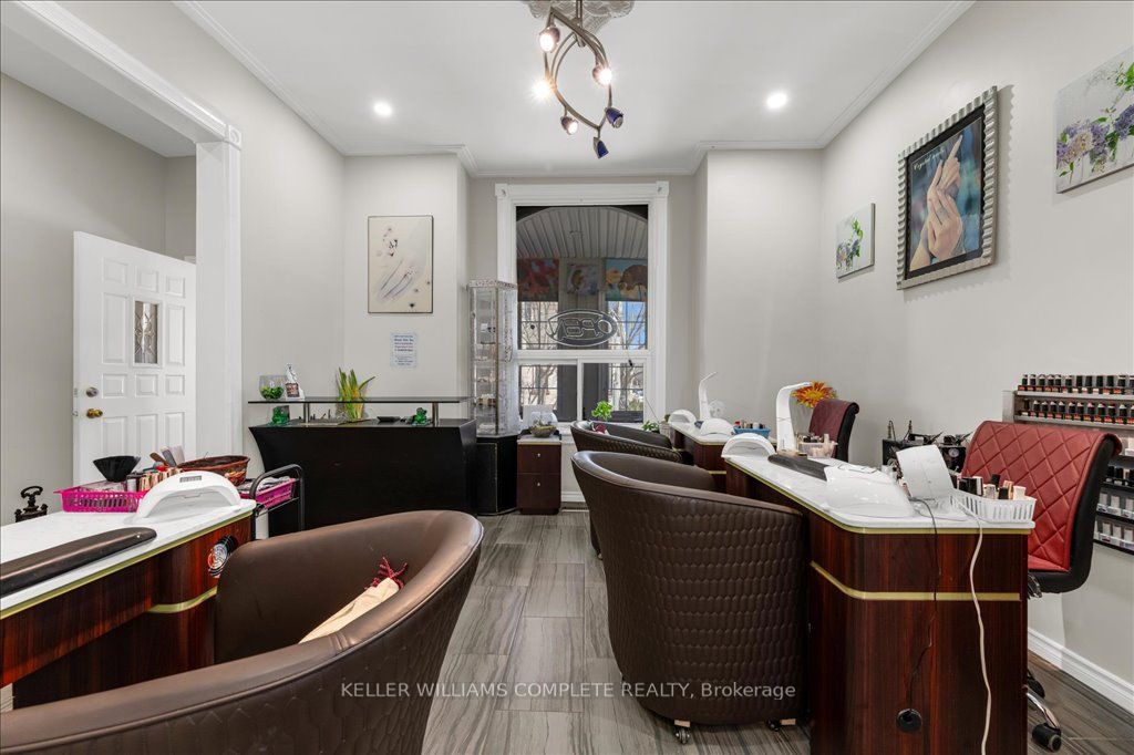 123 Market Street Property Photo 6