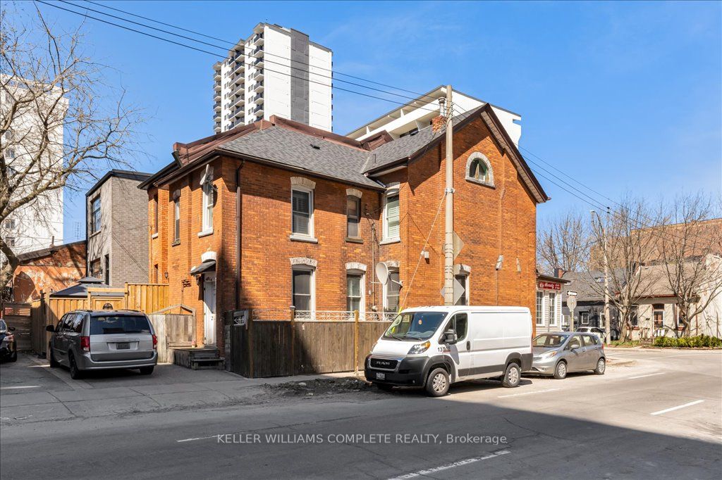 123 Market Street Property Photo 30