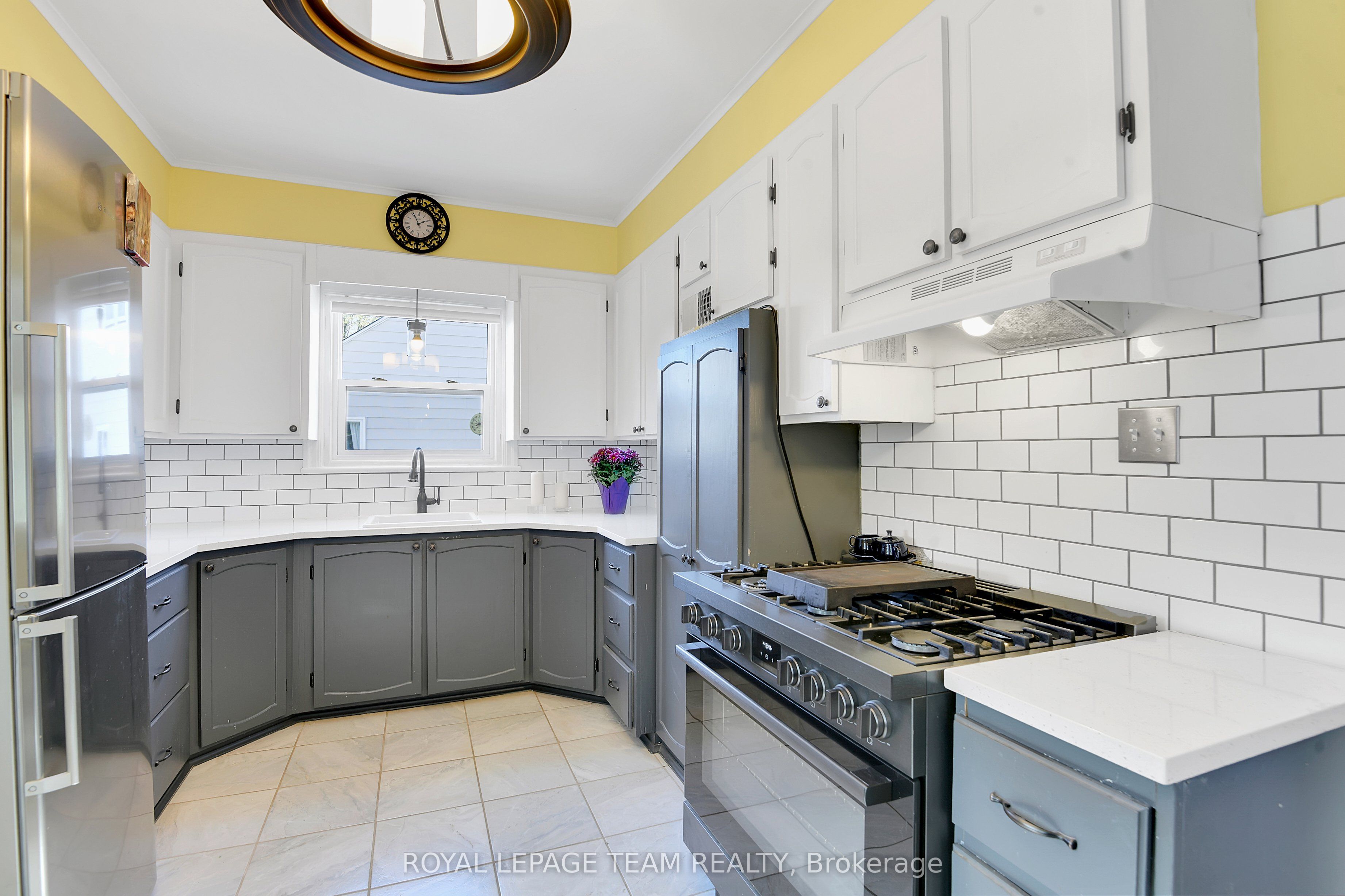 450 Dominion Street Property Photo 15