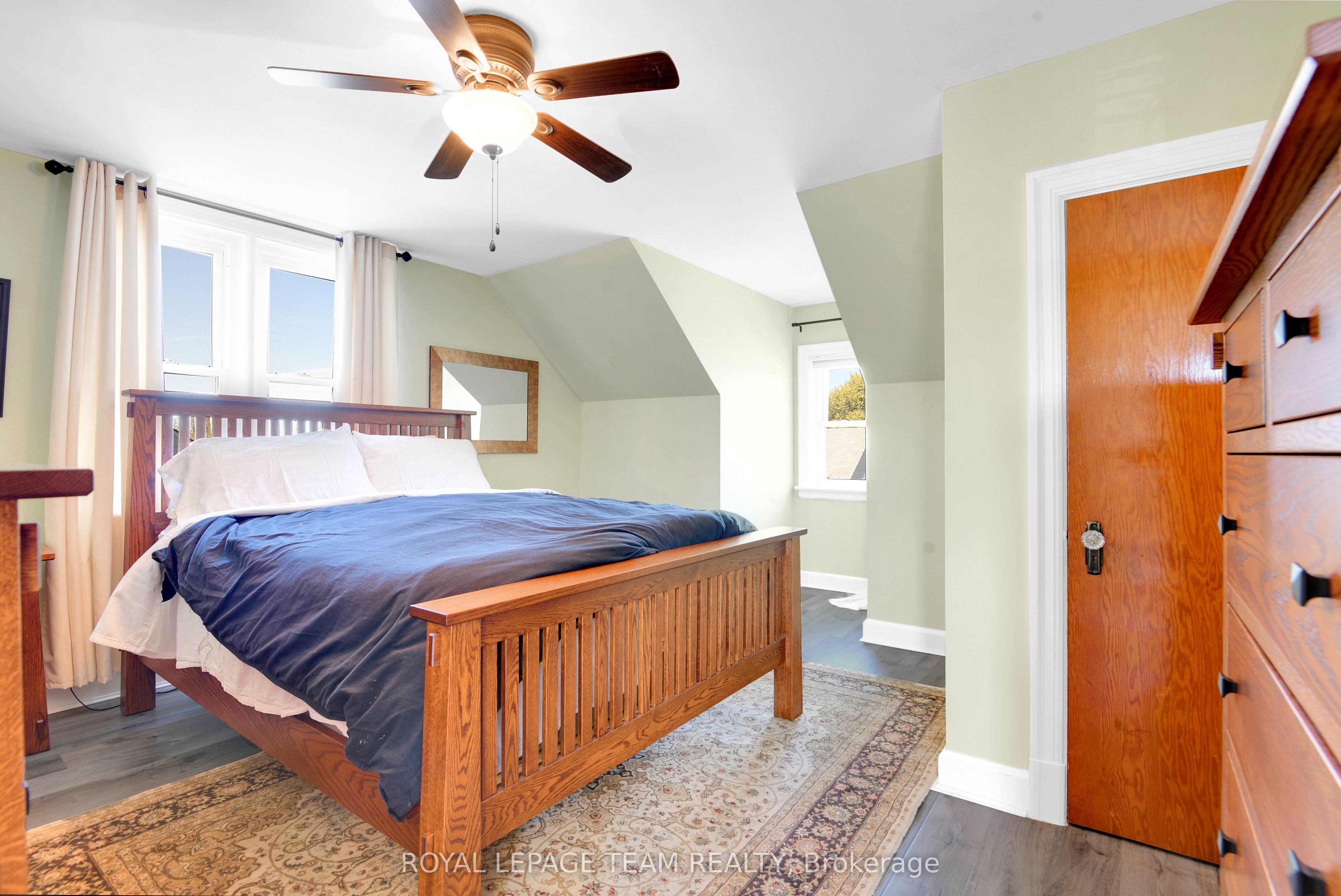 450 Dominion Street Property Photo 24