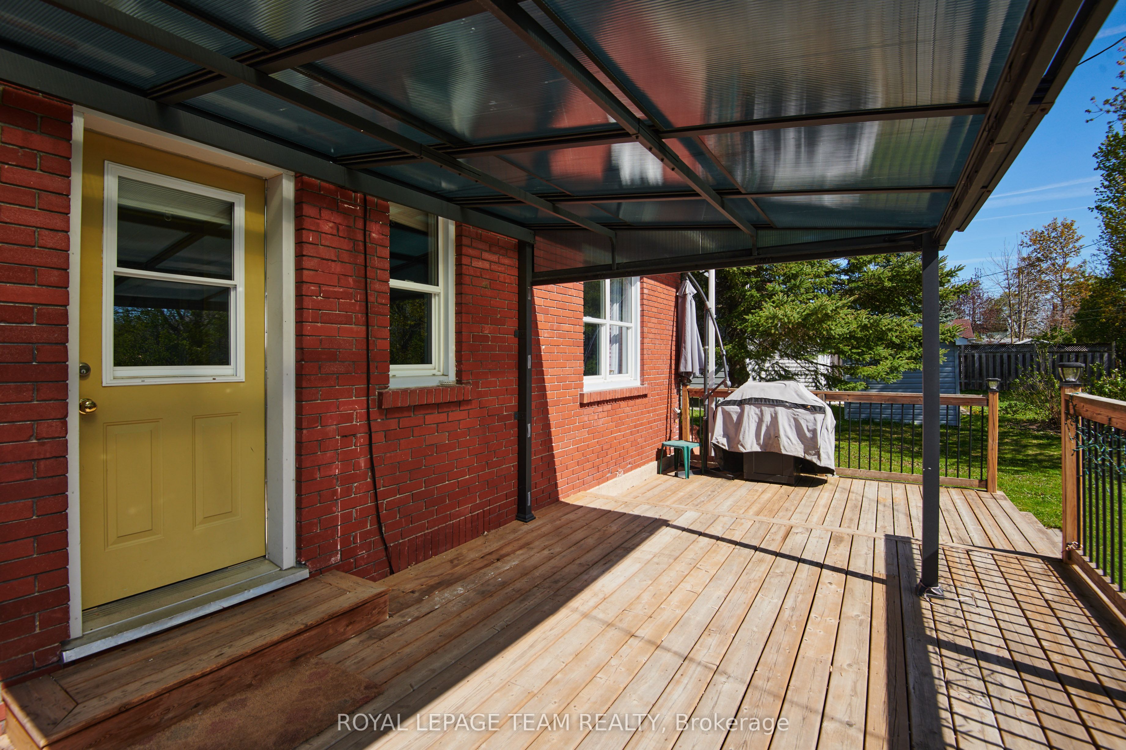 450 Dominion Street Property Photo 32