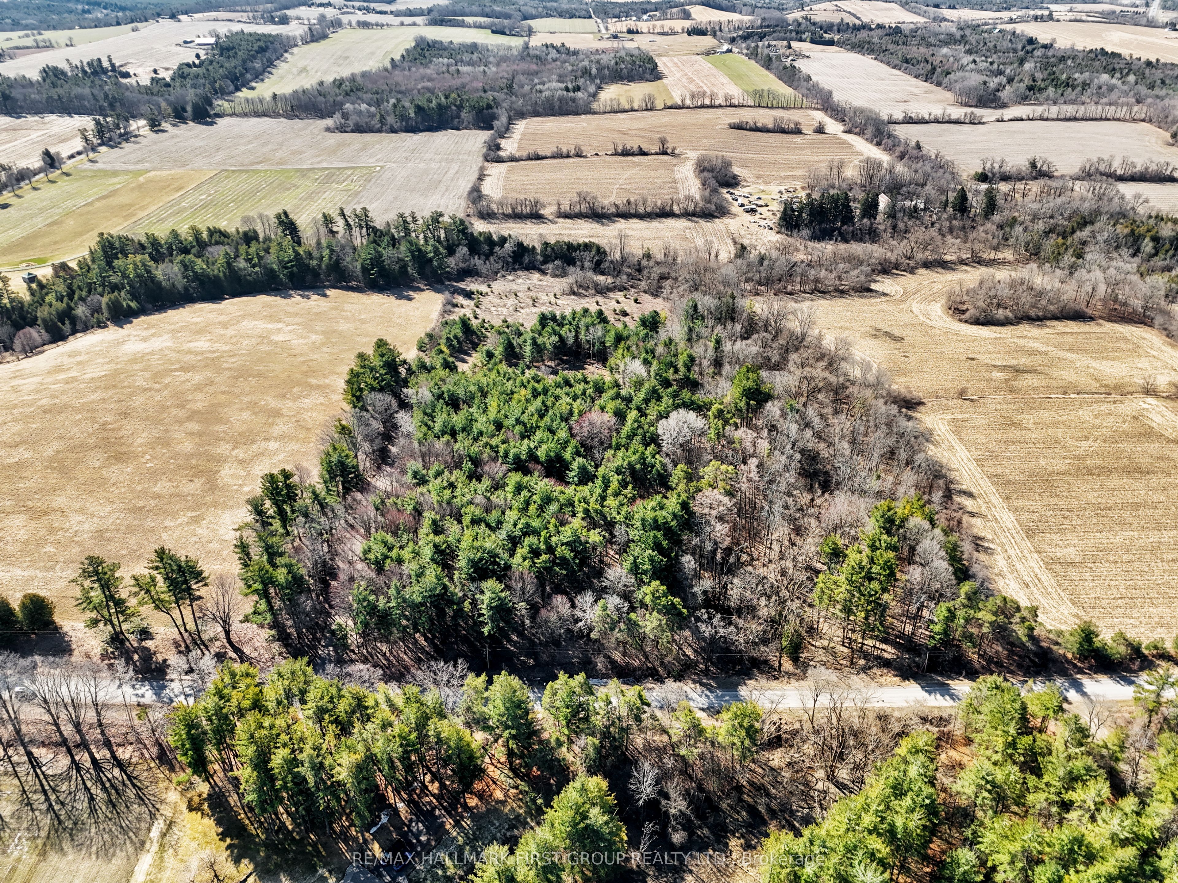 7273 Vimy Ridge Road Property Photo 3