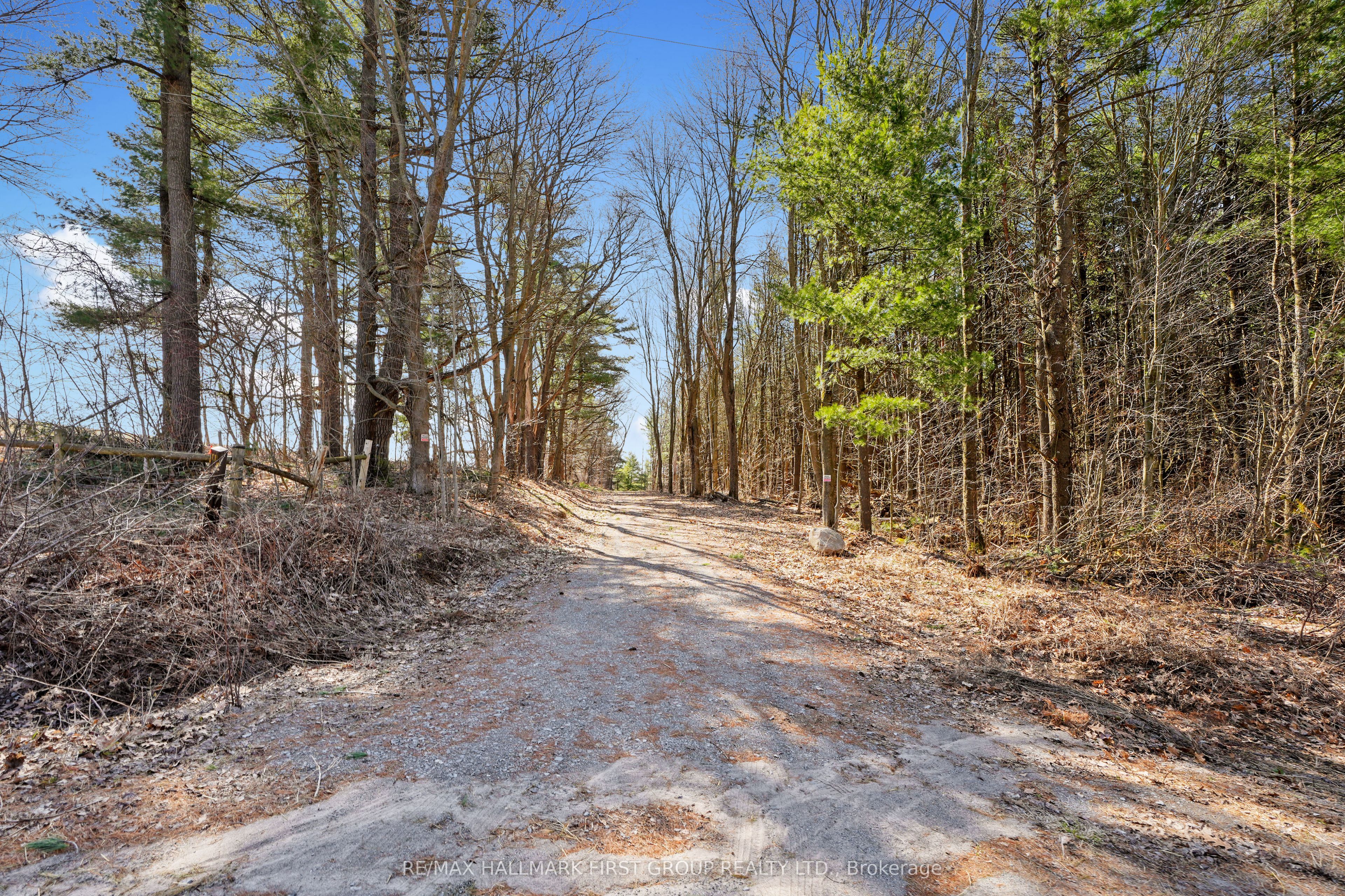 7273 Vimy Ridge Road Property Photo 21
