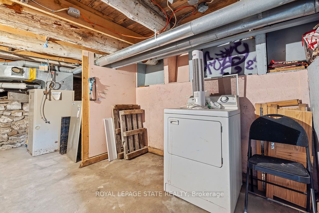 13 Broad Lane Property Photo 8
