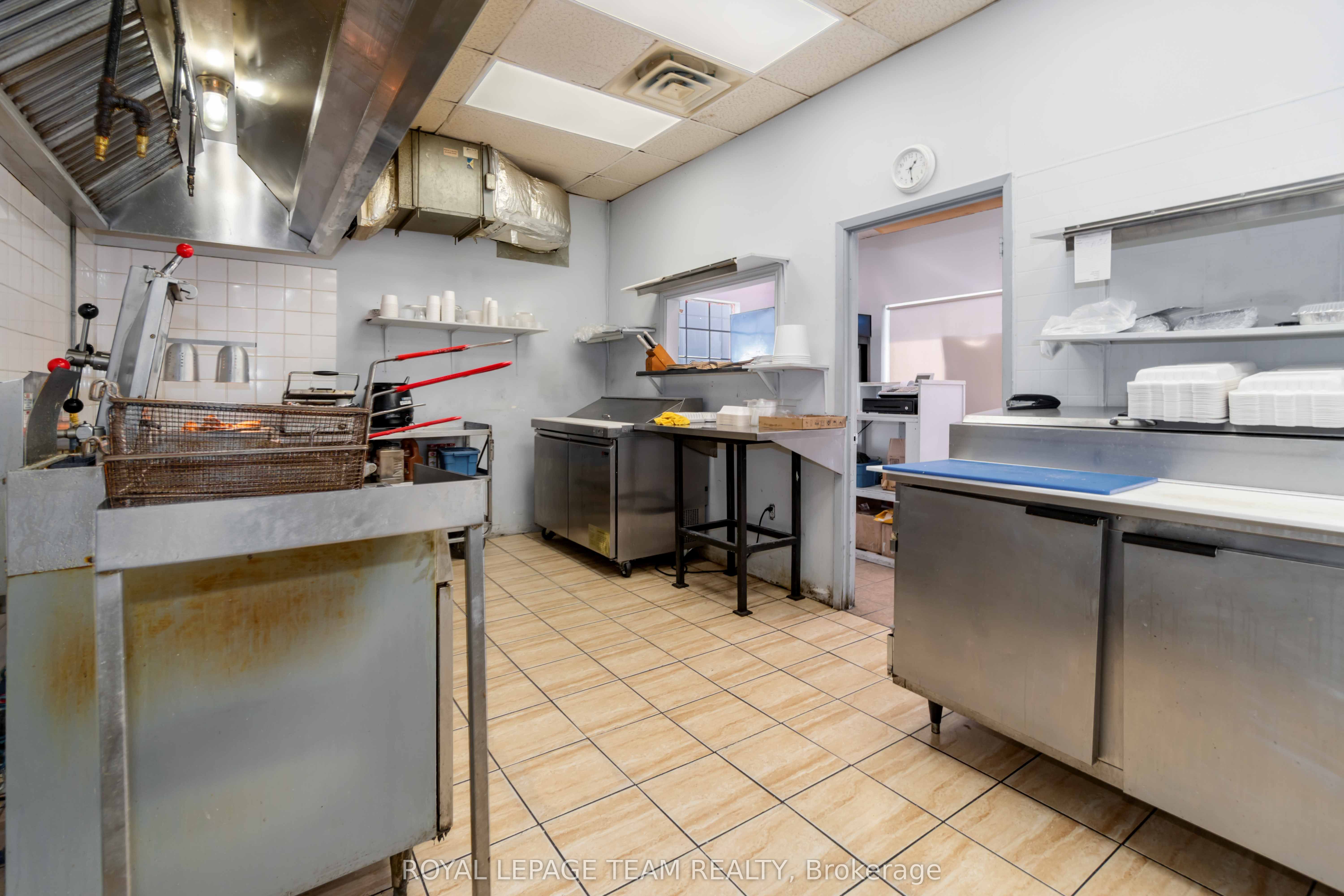 #8 - 75 Elgin Street Property Photo 19