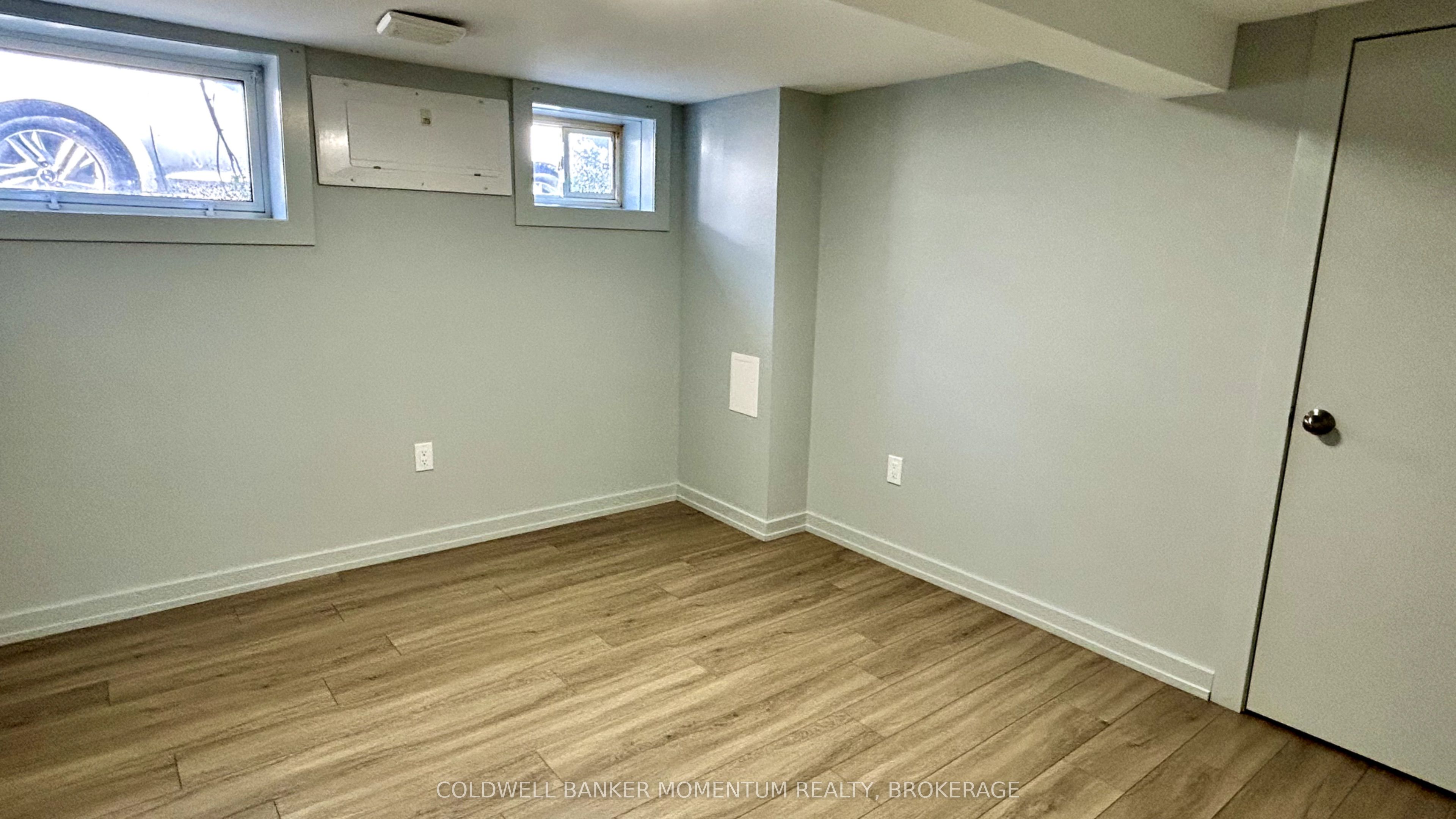 366 Carlton Street Property Photo 11
