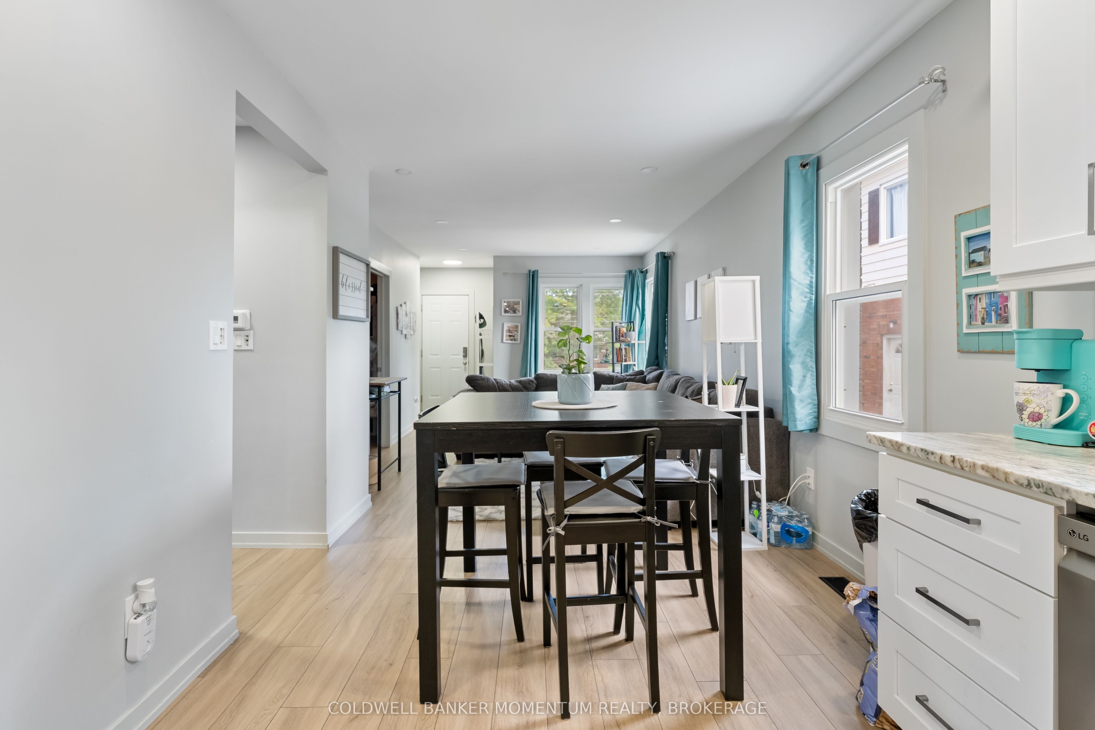 366 Carlton Street Property Photo 17
