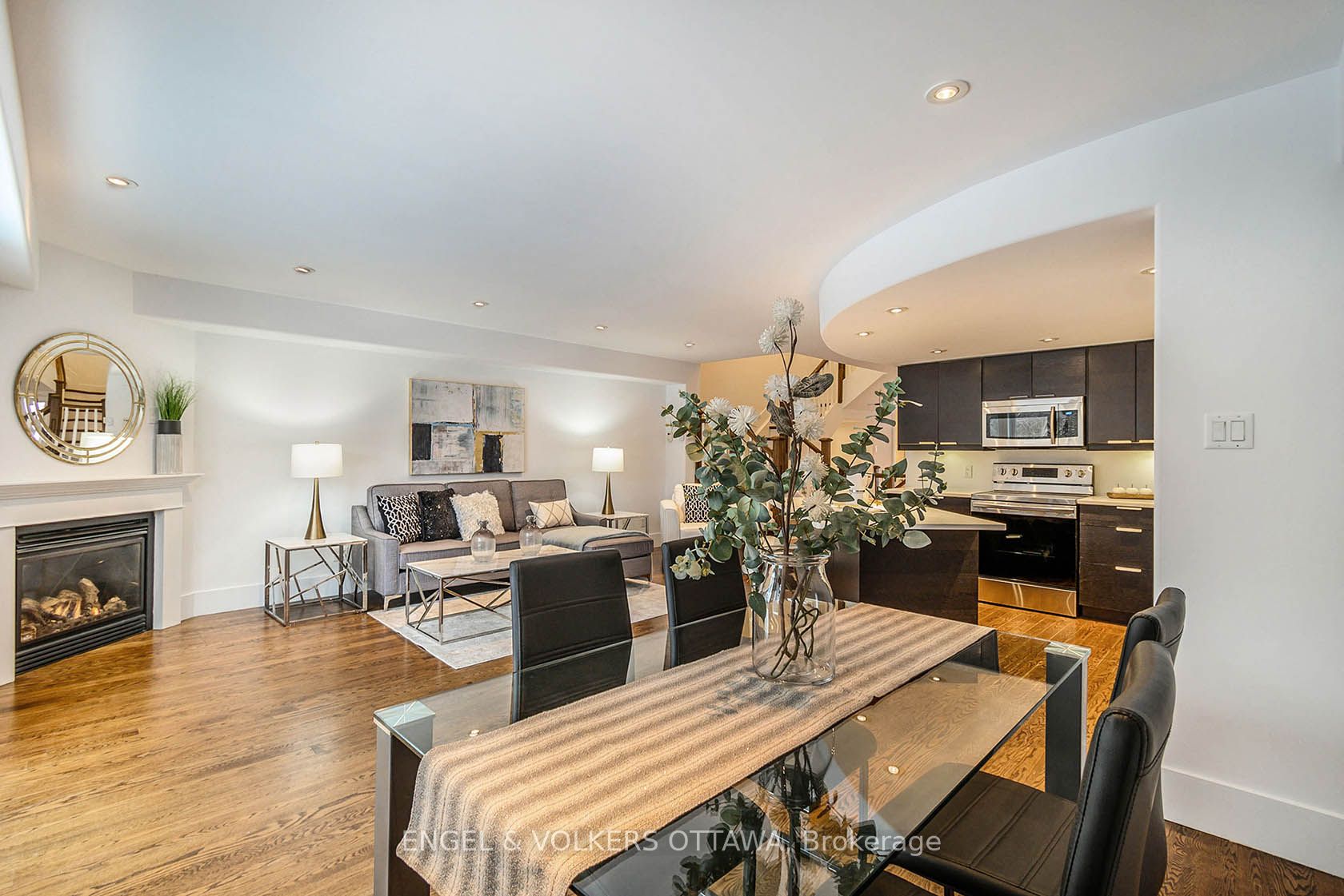 109 Montauk N/a Property Photo 8