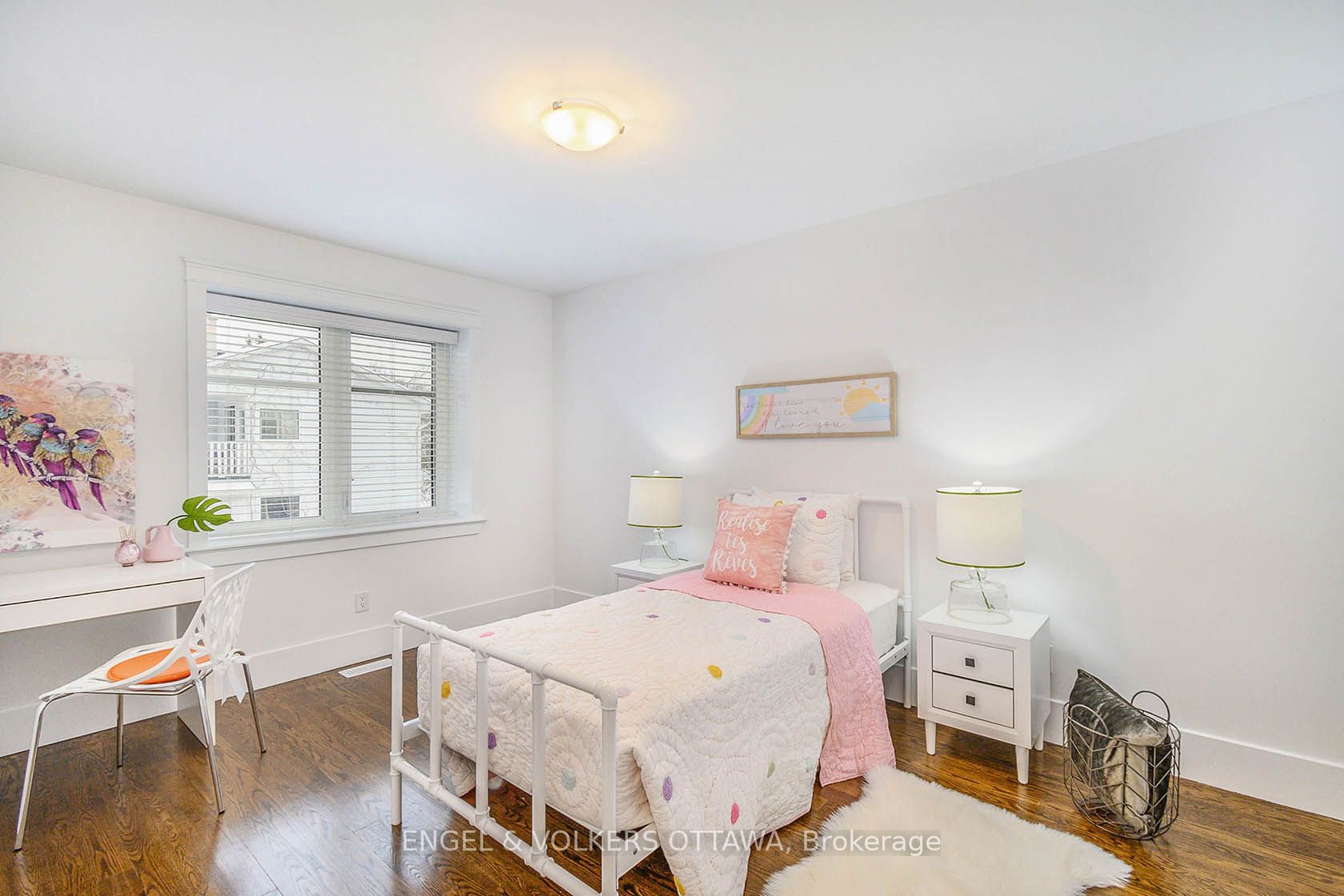109 Montauk N/a Property Photo 11