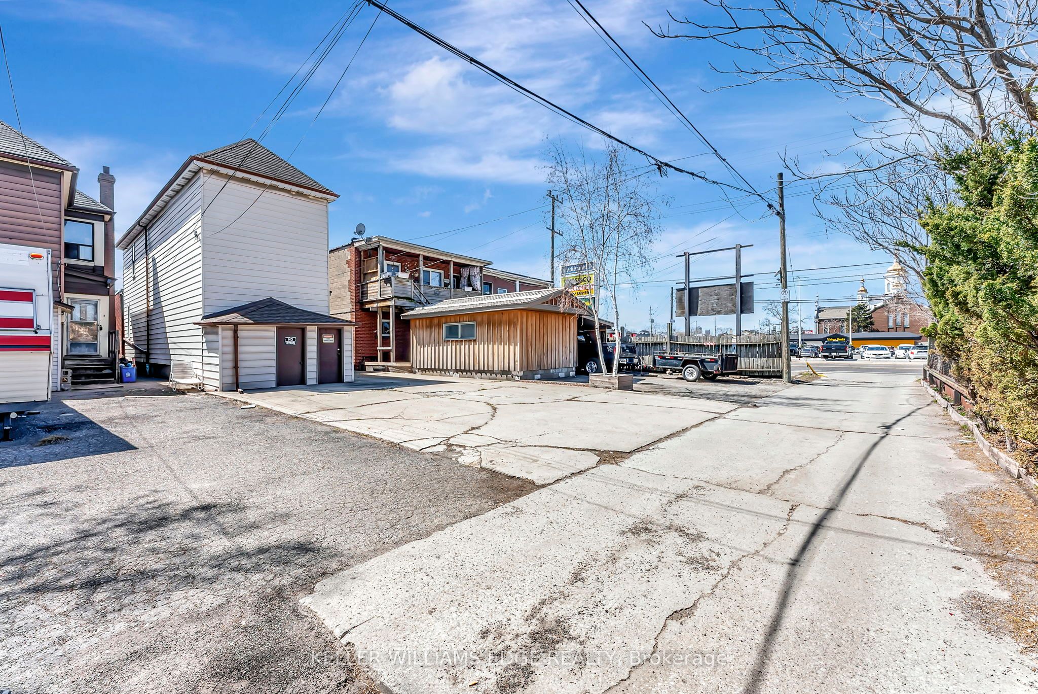 893 Barton Street Property Photo 36
