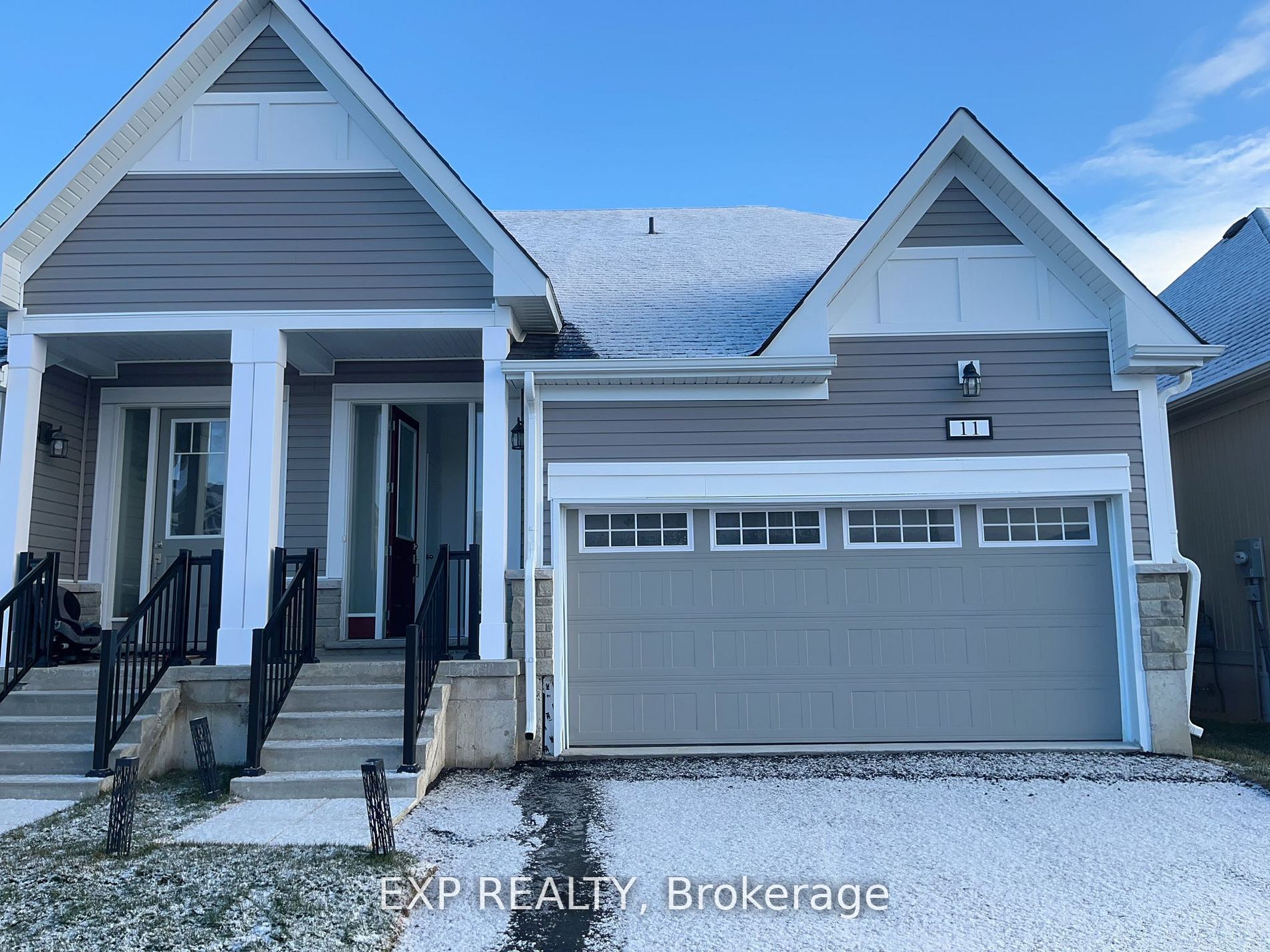 11 Golf Links Drive Property Photo