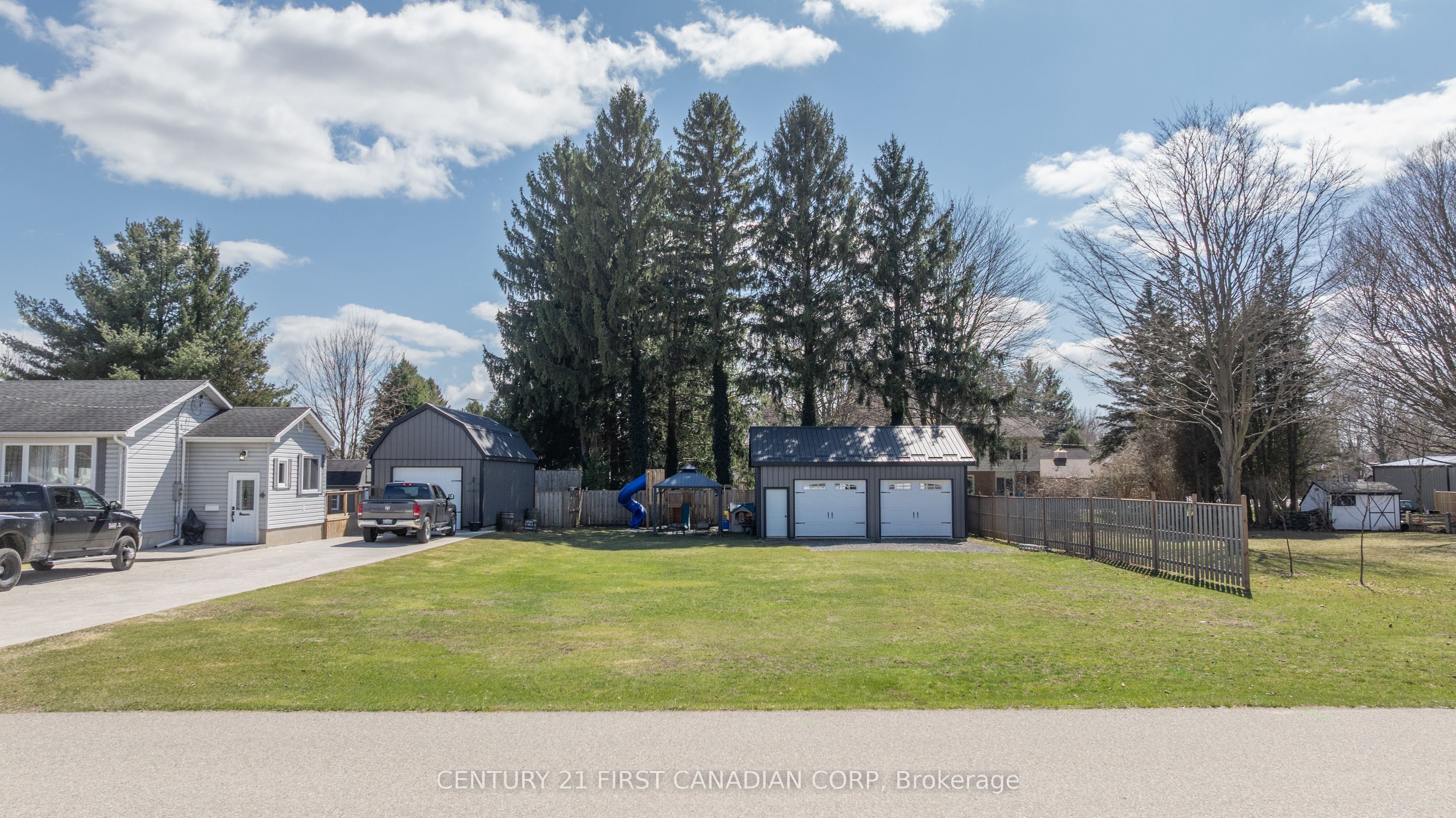 55861 Third Street Property Photo 1
