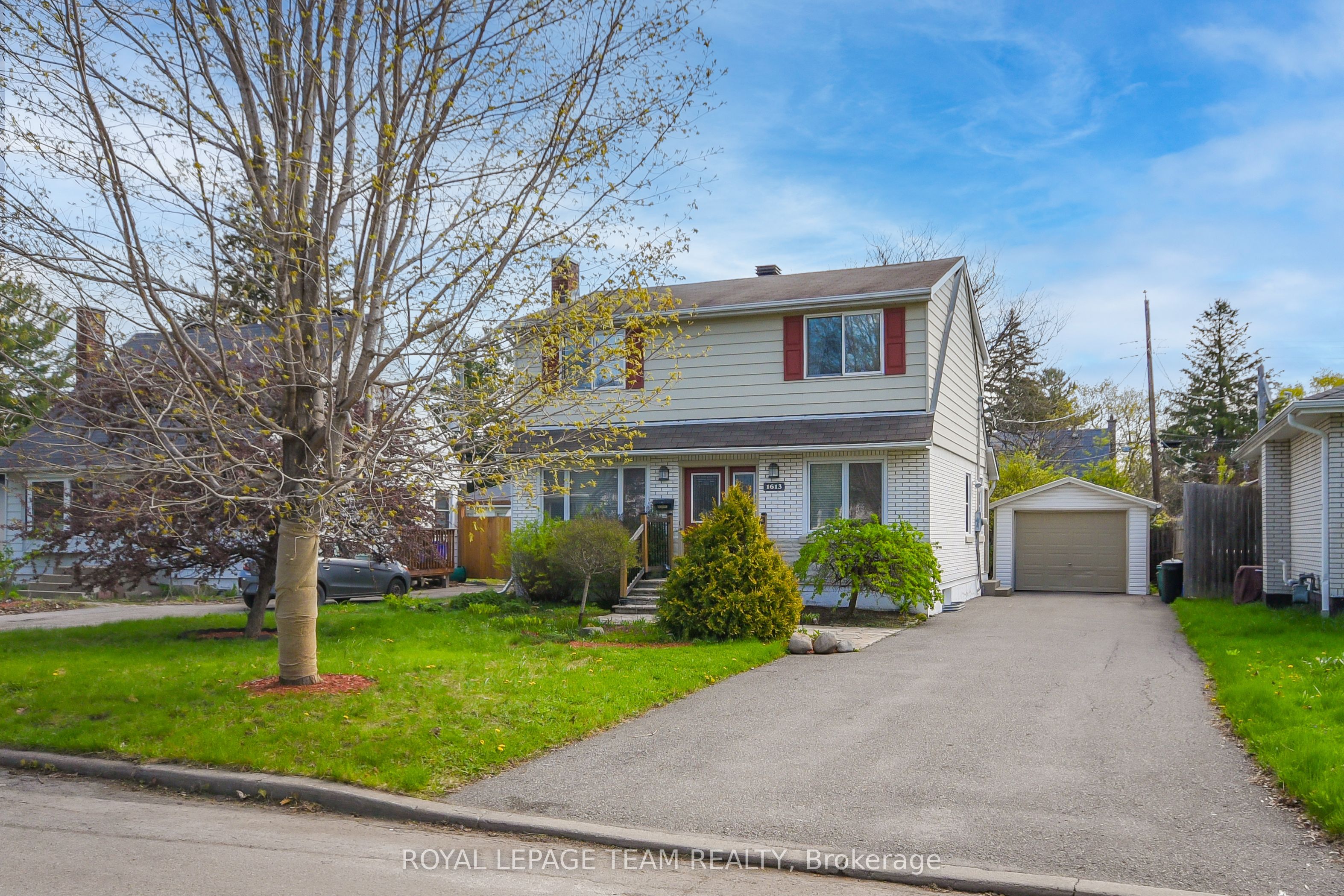 1613 Digby Street Property Photo