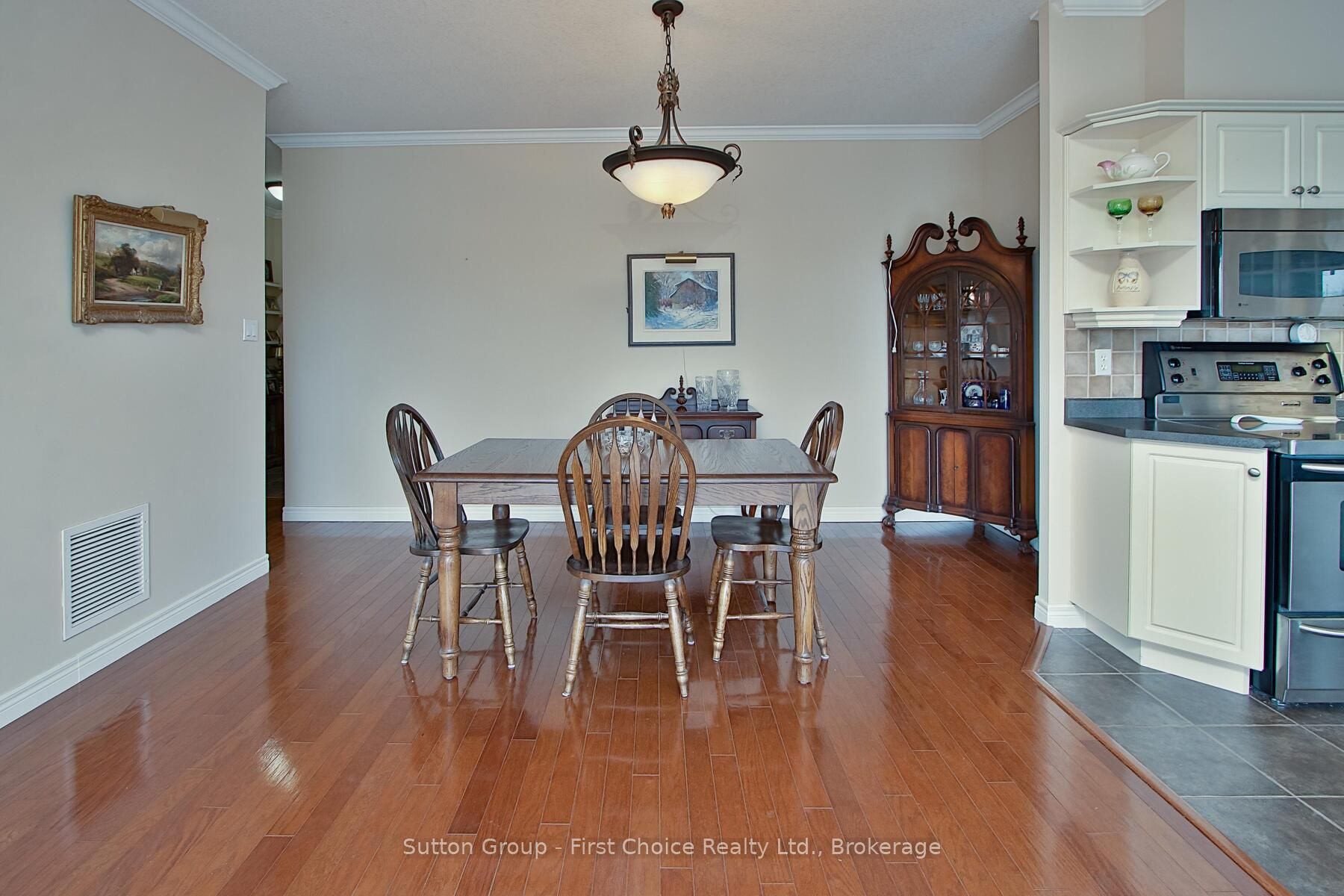 160 Romeo Street 504 Property Photo 10