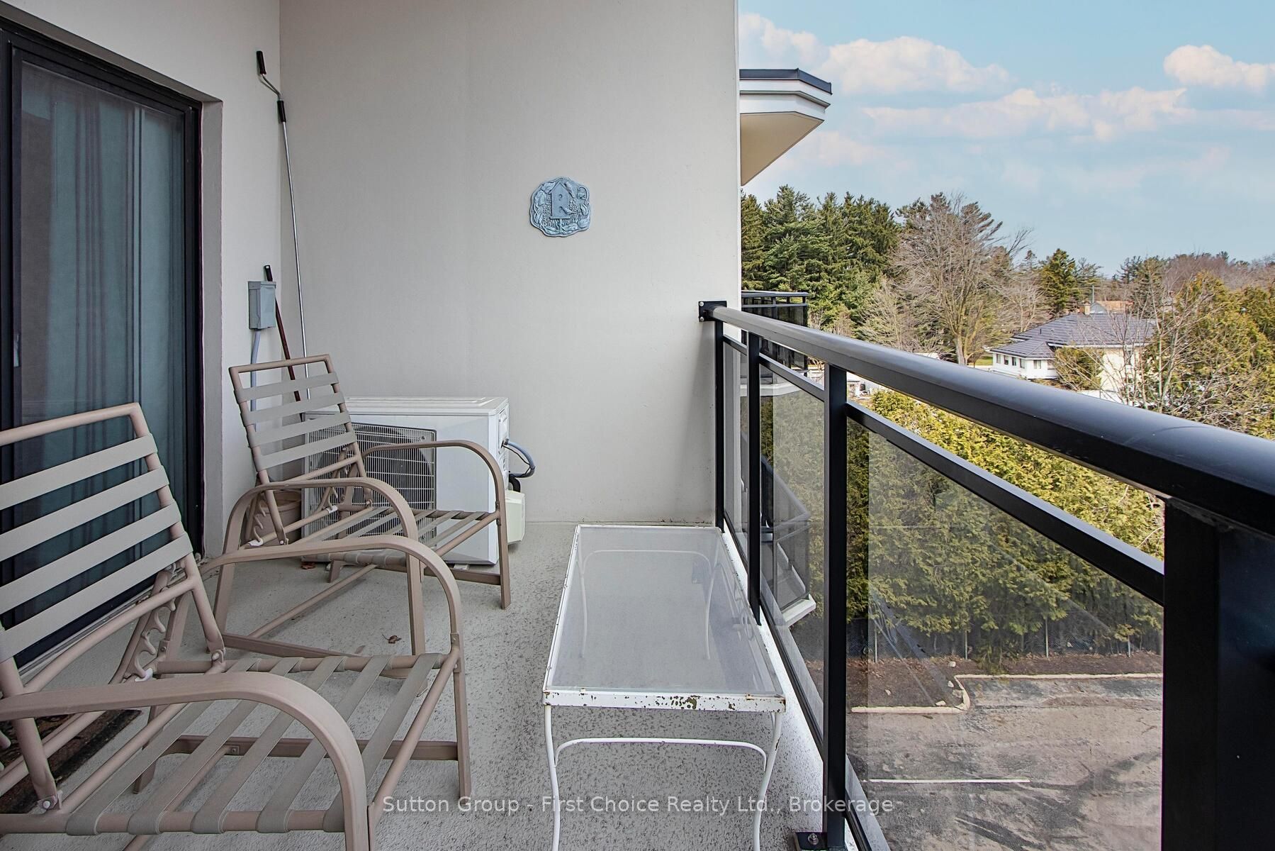 160 Romeo Street 504 Property Photo 17