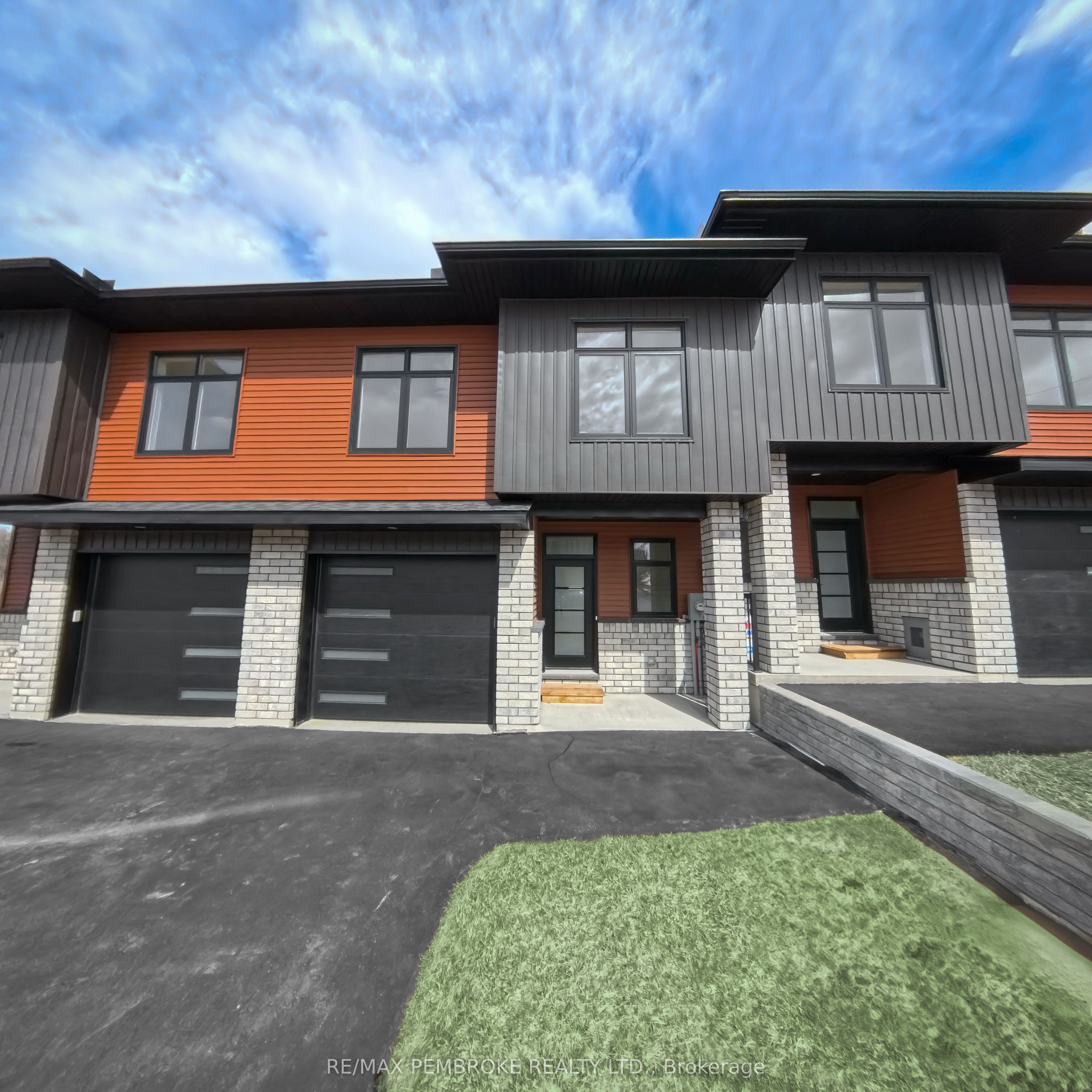 11 Northbrook Street Property Photo