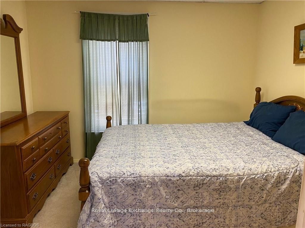247 Broadway Street Property Photo 7