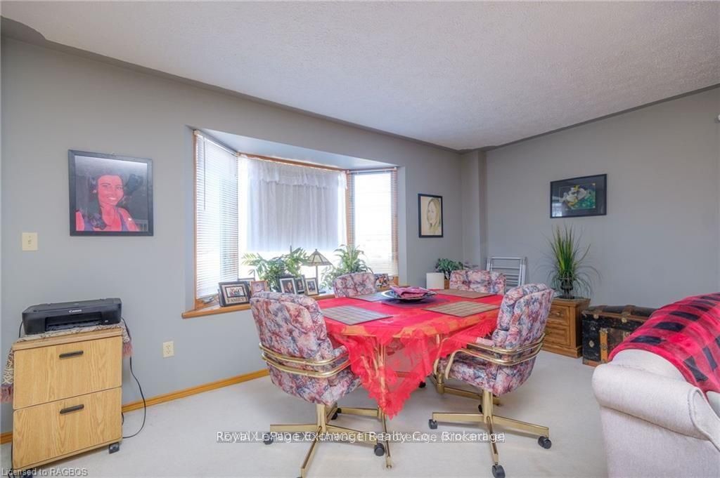 247 Broadway Street Property Photo 11