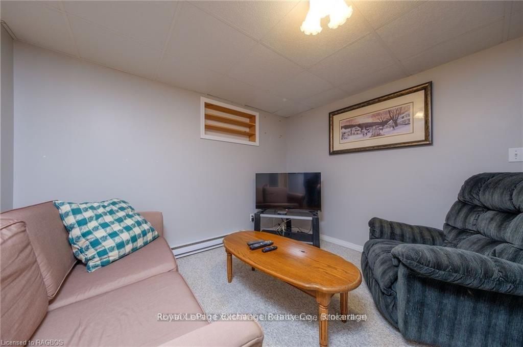 247 Broadway Street Property Photo 23