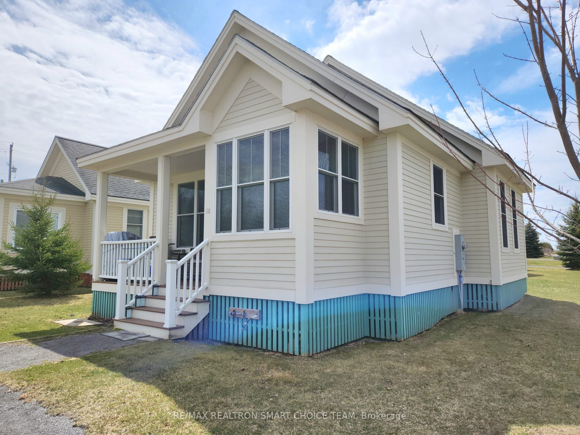 18 Meadow View Lane Property Photo 2