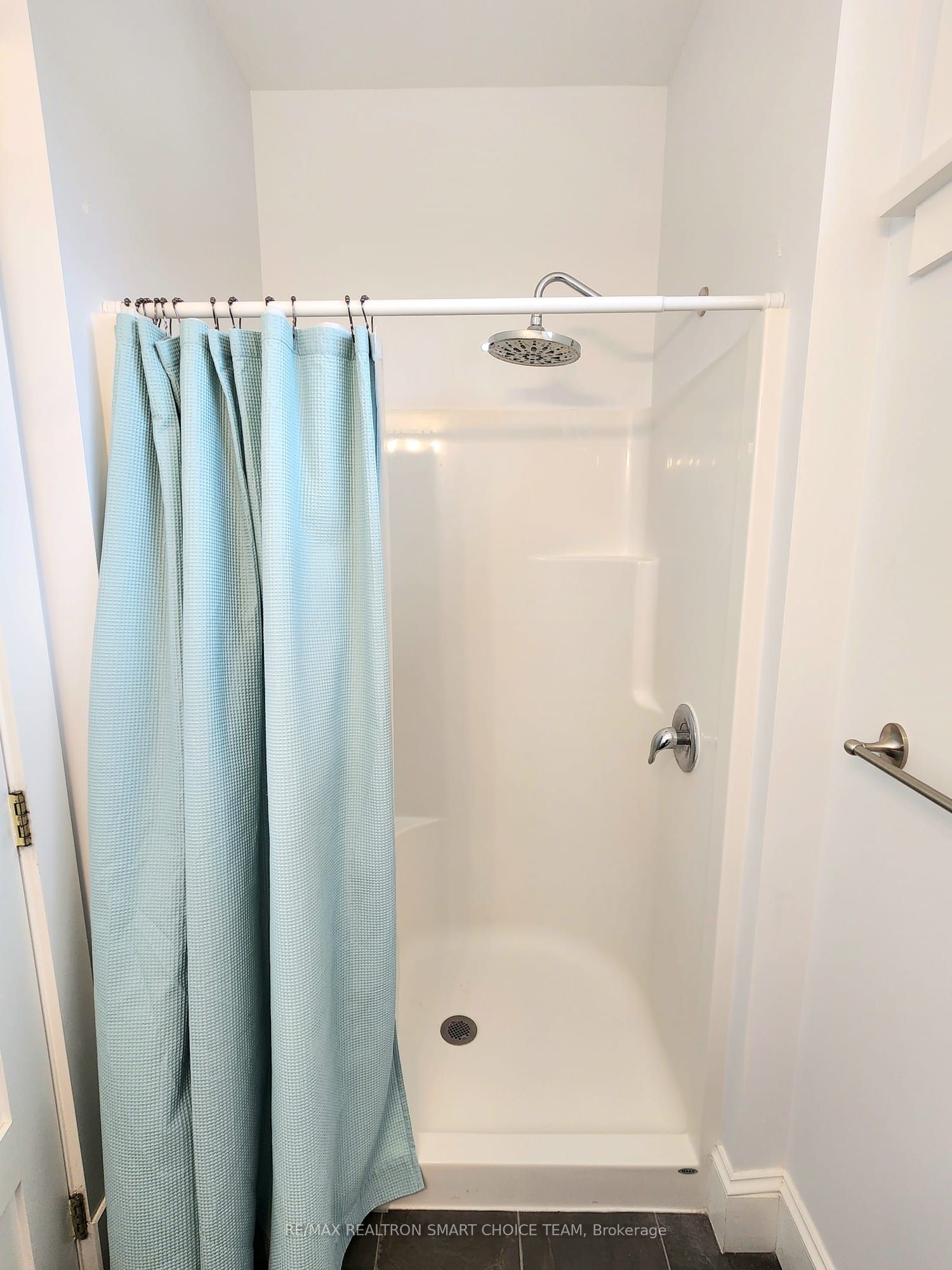 18 Meadow View Lane Property Photo 18