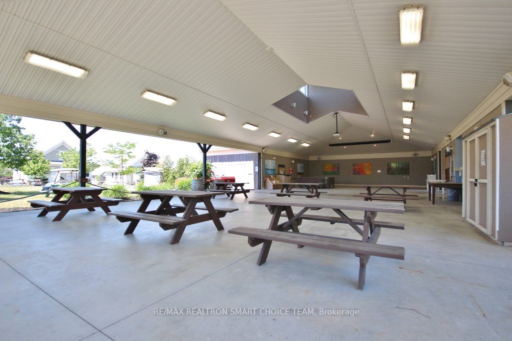 18 Meadow View Lane Property Photo 29