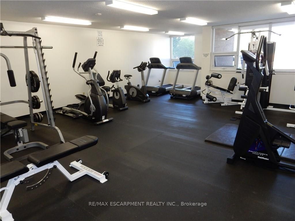 500 Green Road 1512 Property Photo 42