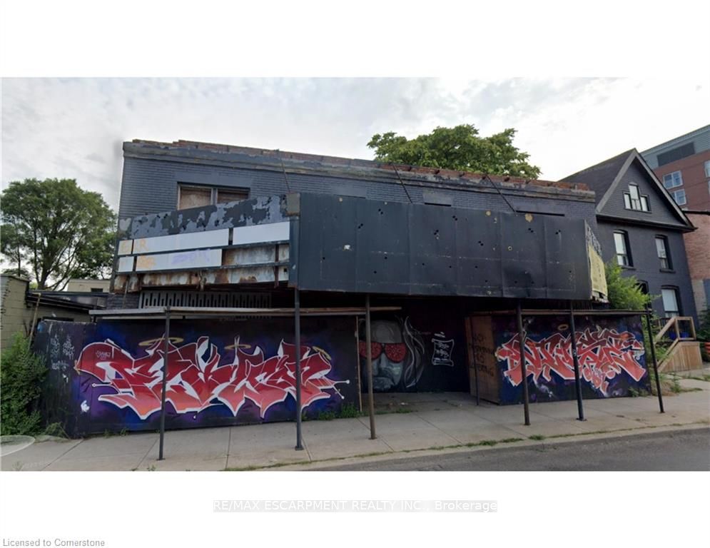 434 King St W Property Photo 4