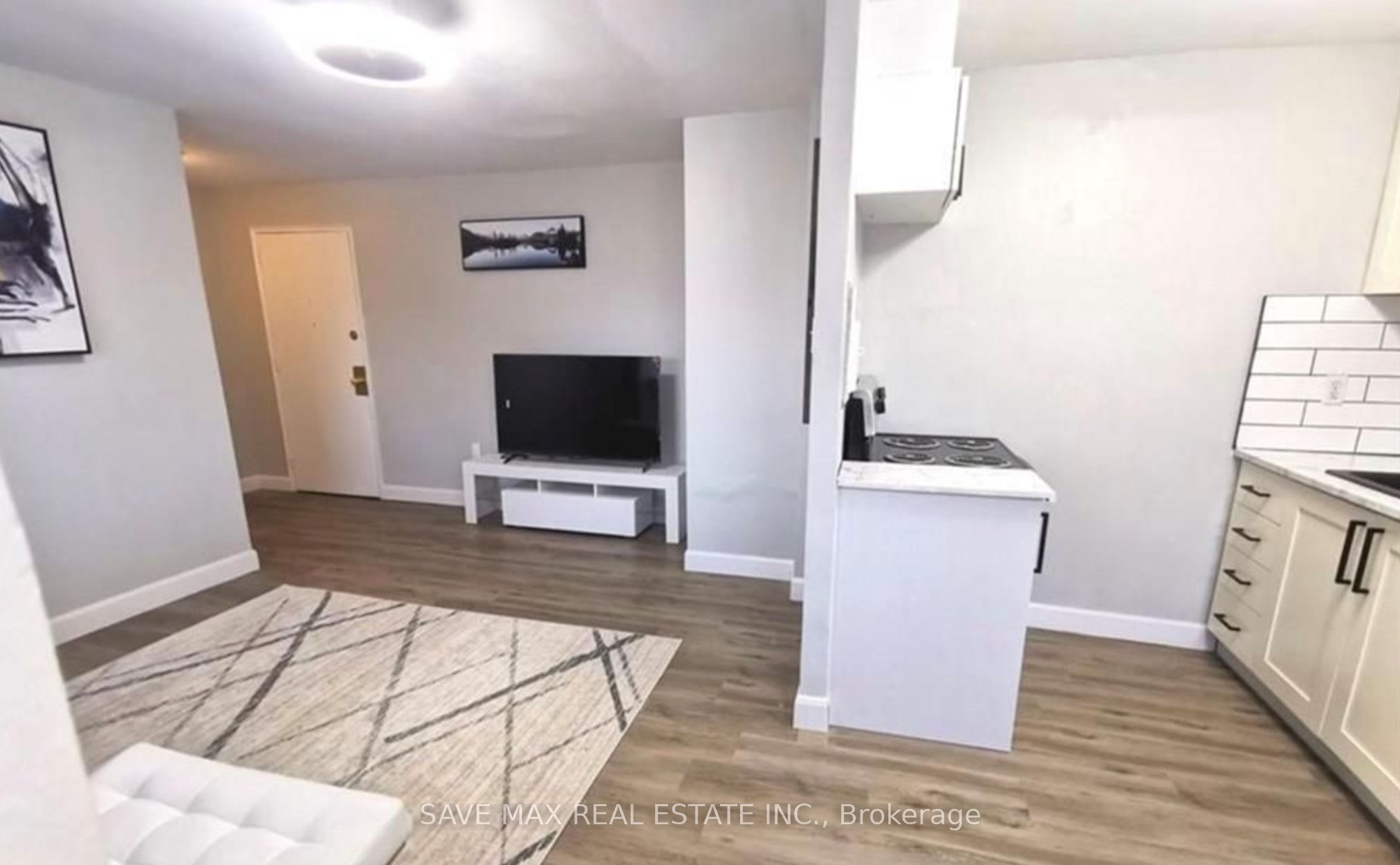 1170 Hamilton Road 304 Property Photo 2