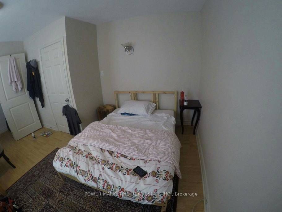 261-265 Durocher Street Property Photo 6
