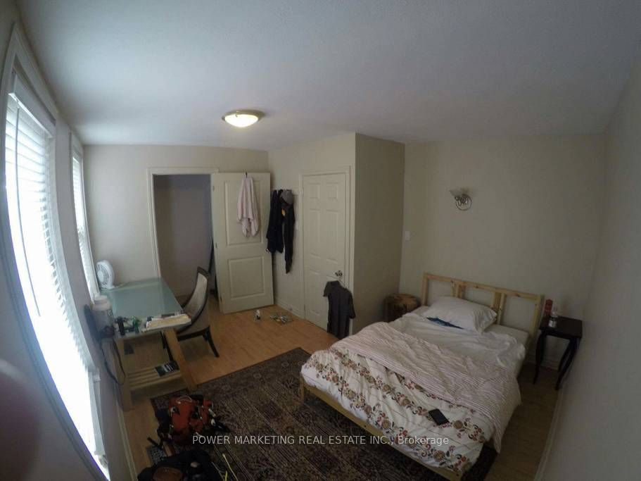 261-265 Durocher Street Property Photo 7