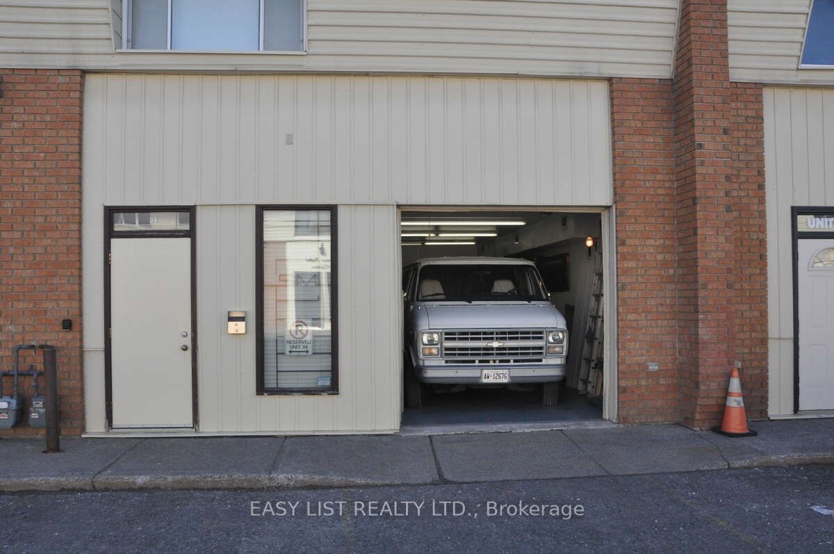 #34 - 5470 Canotek Road Property Photo 2