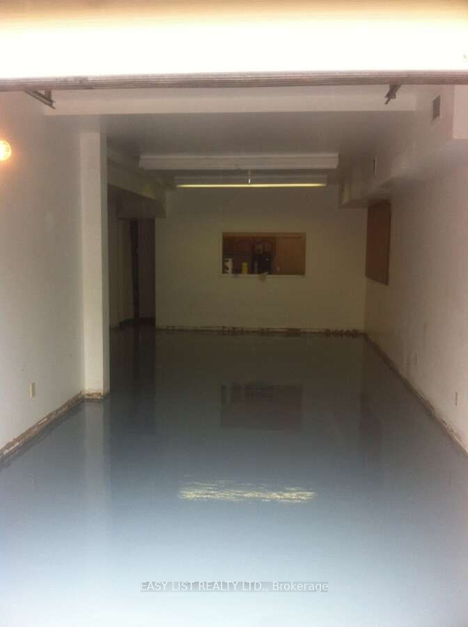 #34 - 5470 Canotek Road Property Photo 15