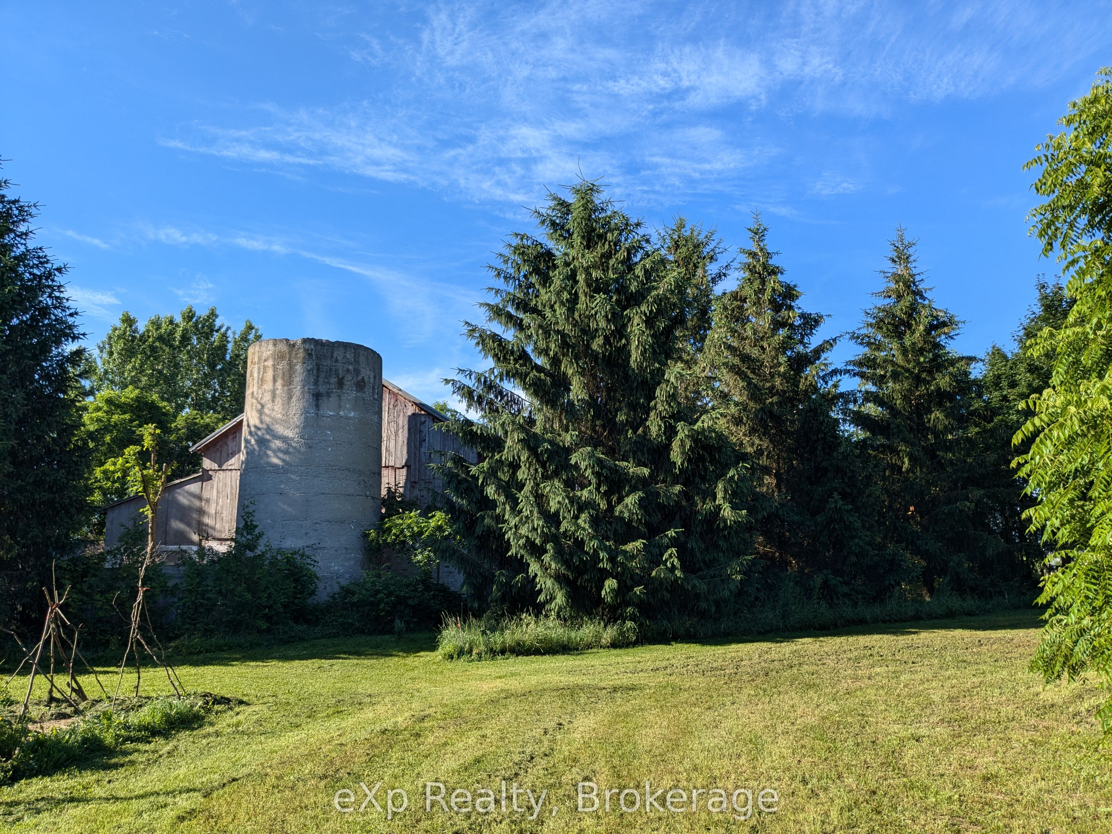 Part 1 9th Avenue Property Photo 8