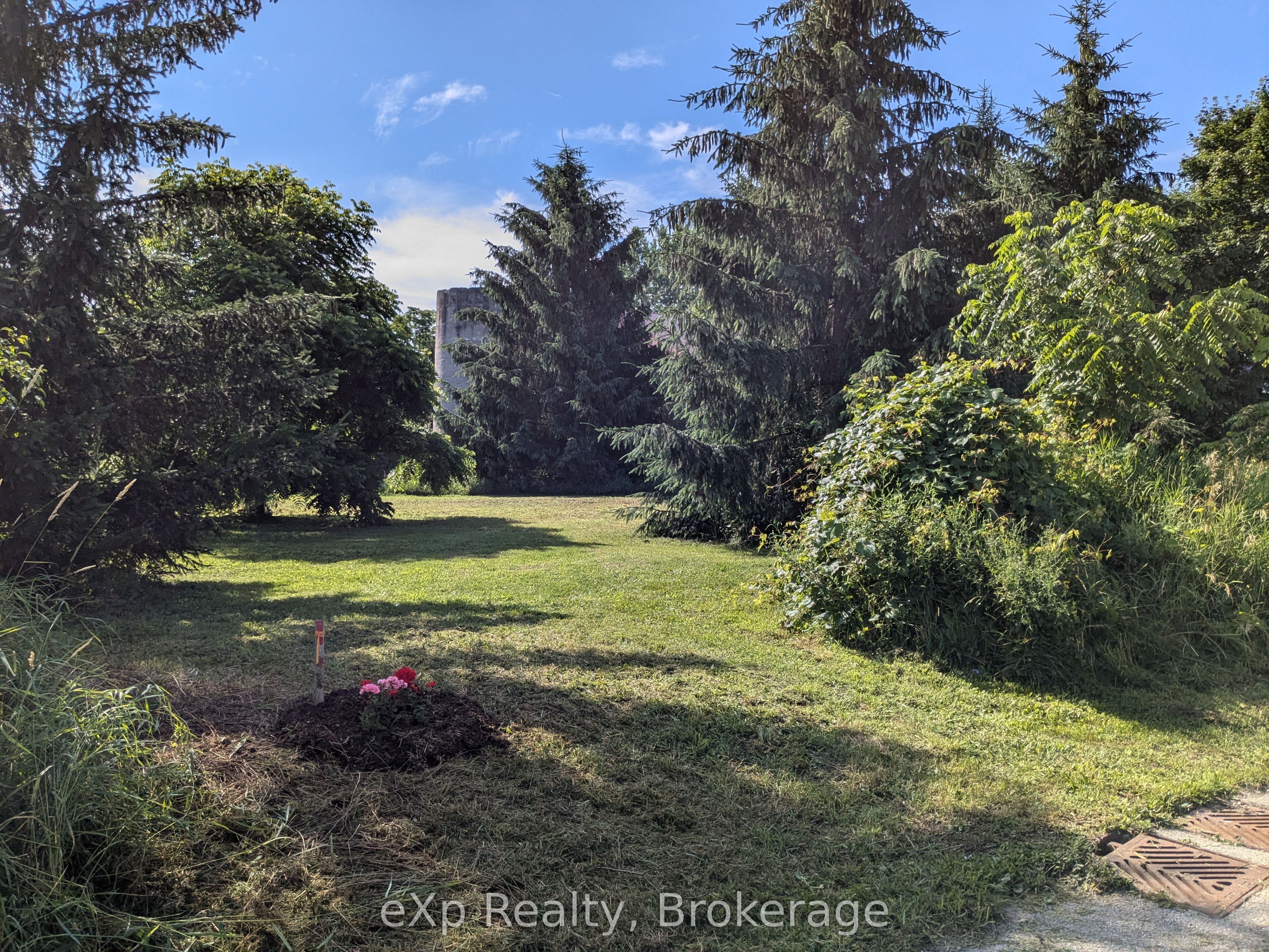 Part 1 9th Avenue Property Photo 11
