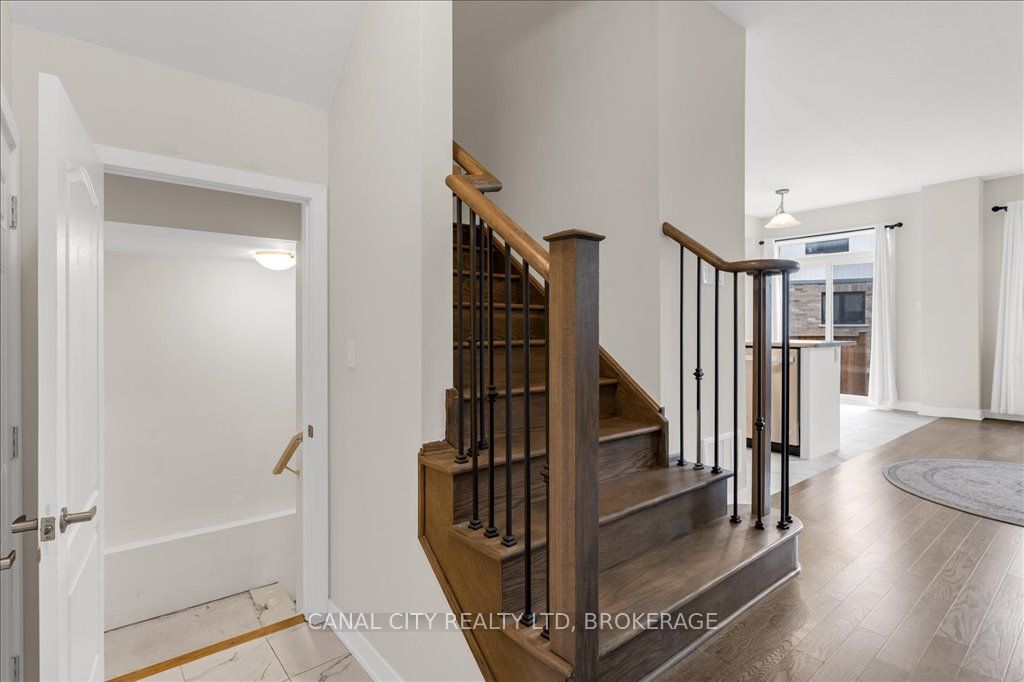 52 Keelson Street Property Photo 4