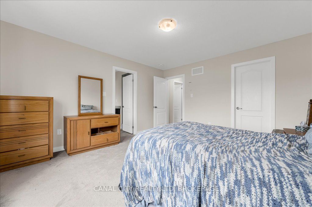 52 Keelson Street Property Photo 15