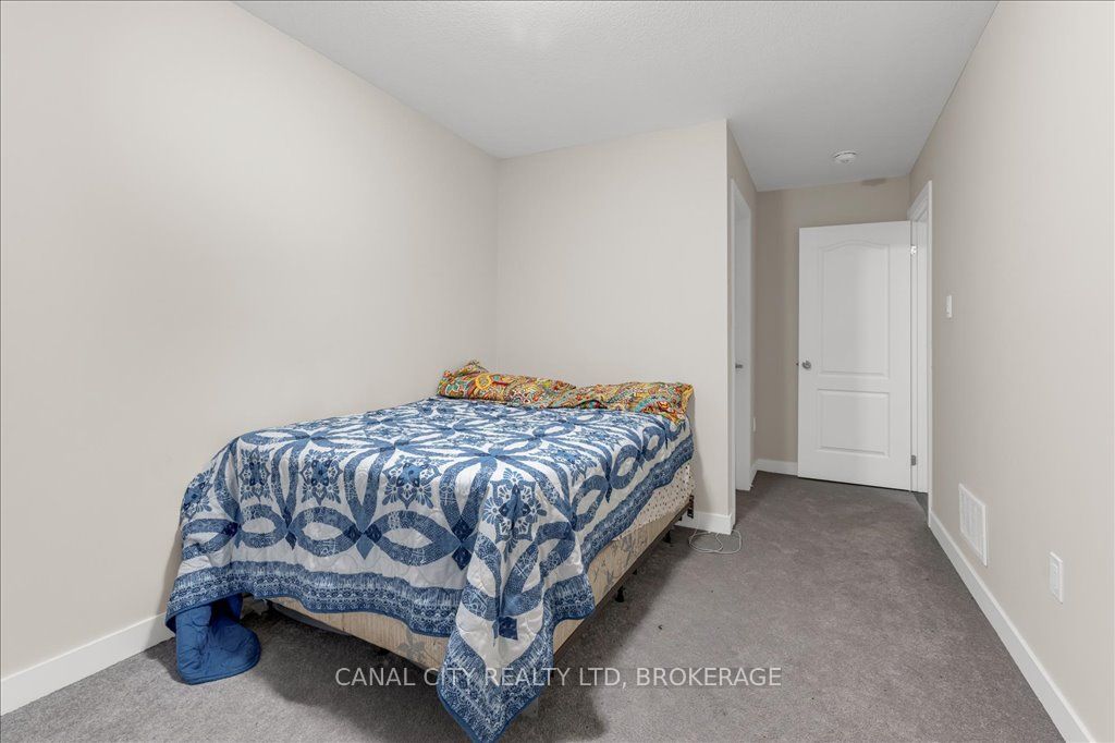 52 Keelson Street Property Photo 20