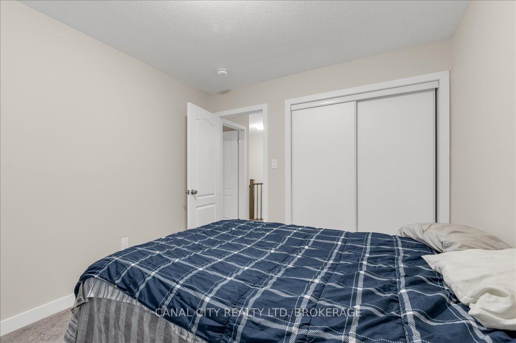 52 Keelson Street Property Photo 22