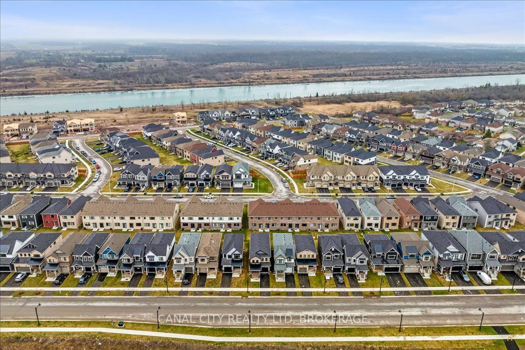 52 Keelson Street Property Photo 27