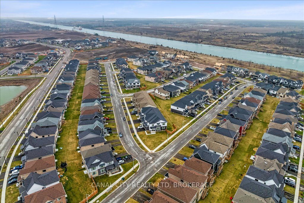 52 Keelson Street Property Photo 37