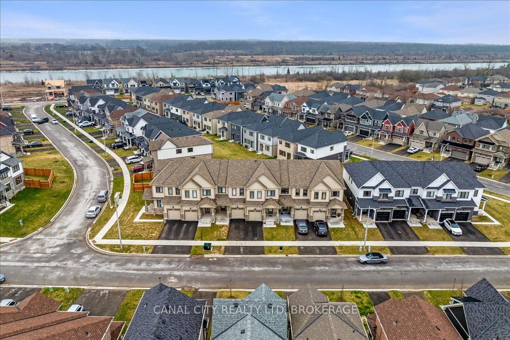 52 Keelson Street Property Photo 39