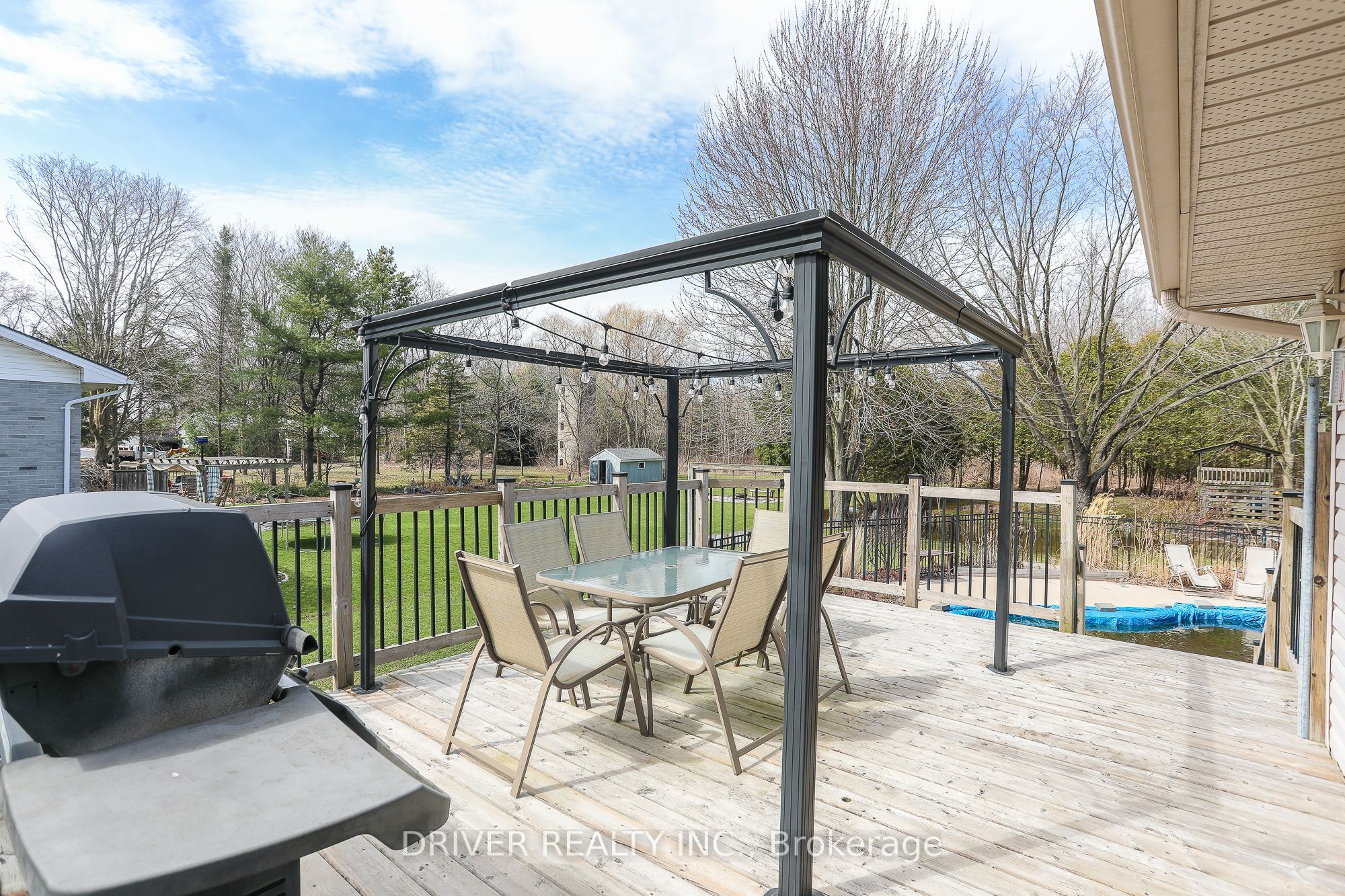 49988 Dingle Street Property Photo 7