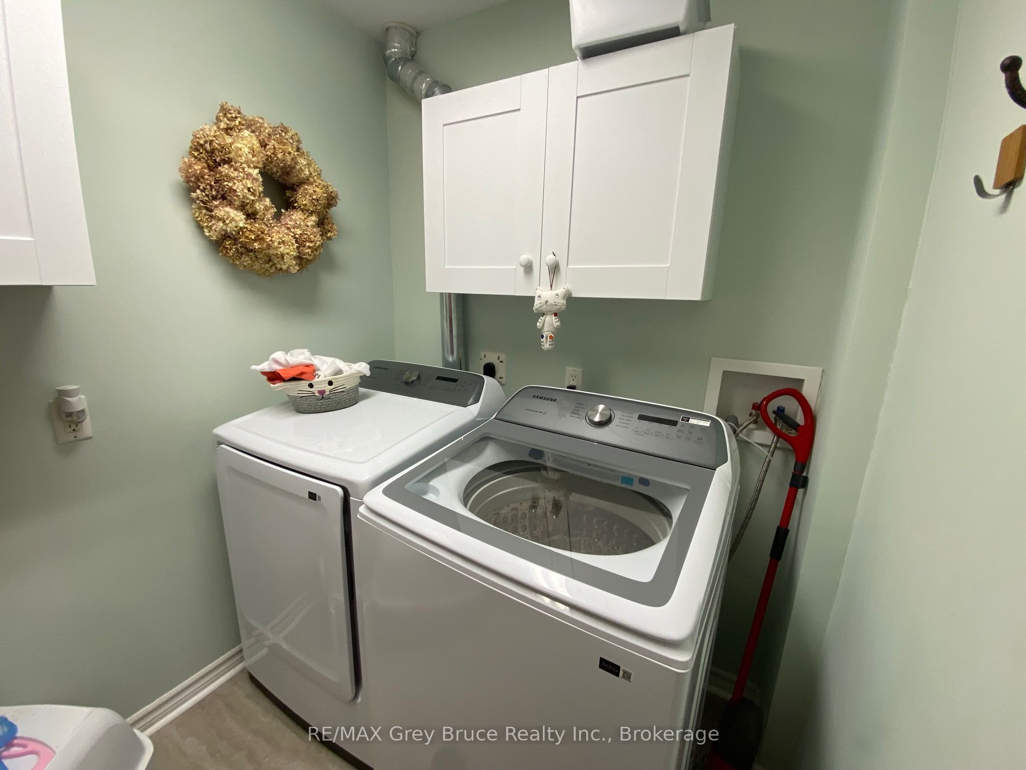 #104 - 1050 1st Avenue Property Photo 24