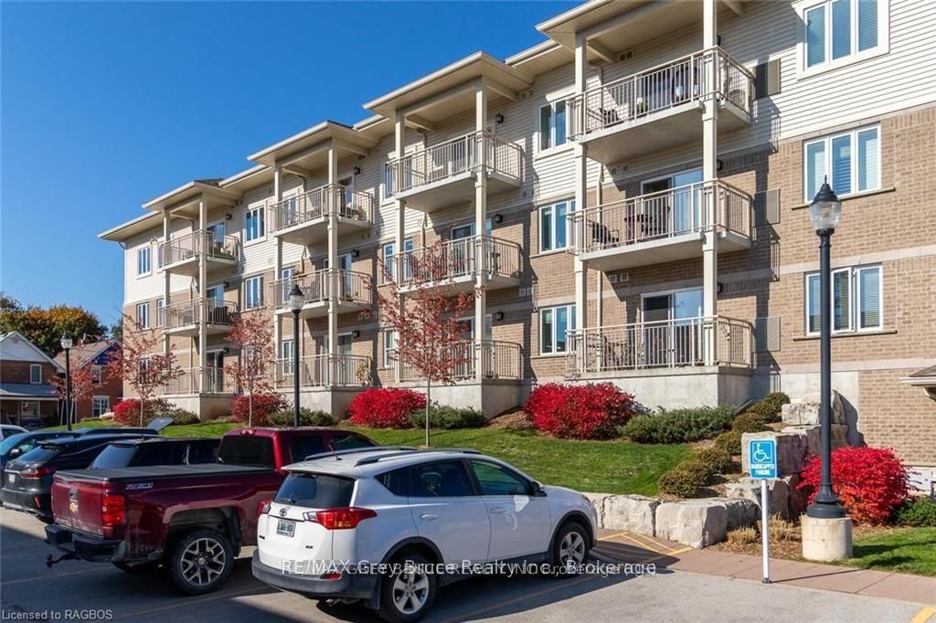 #104 - 1050 1st Avenue Property Photo 33