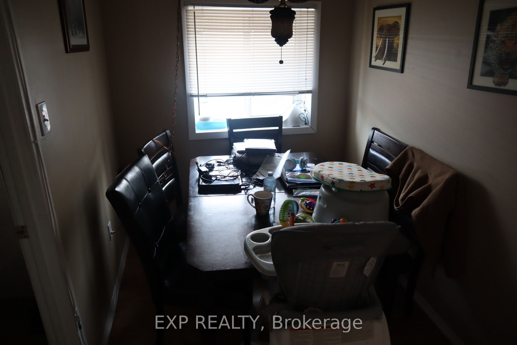 53 Main Street E Property Photo 13