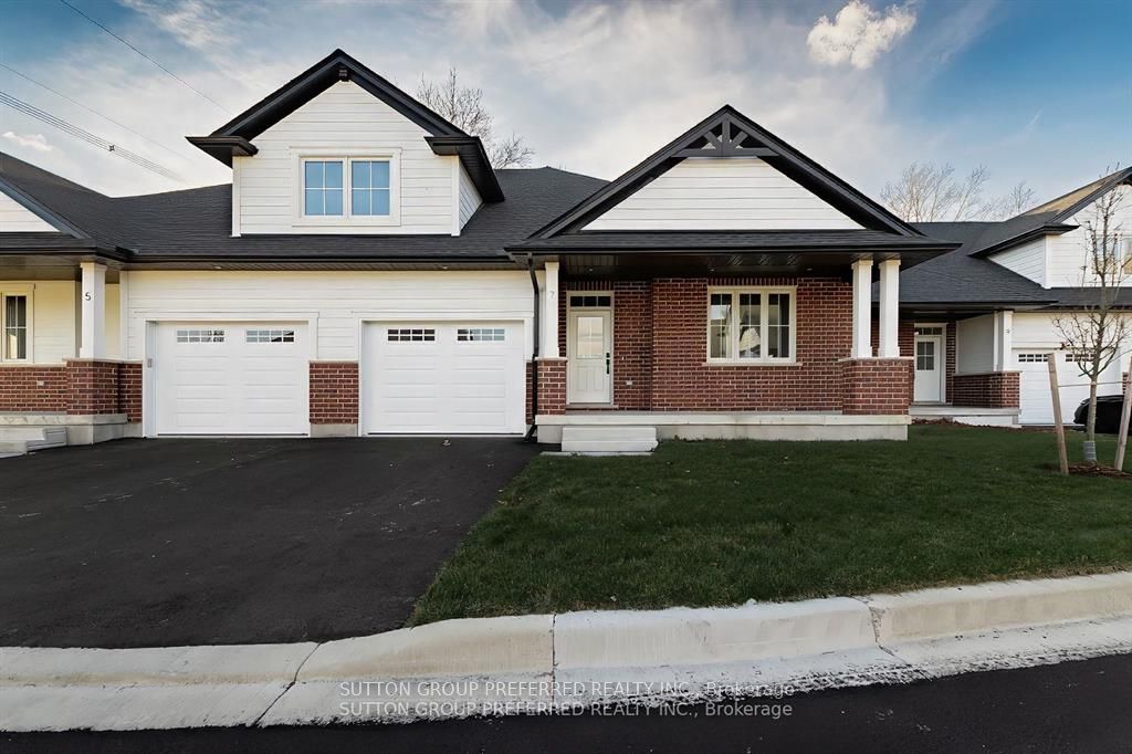 #7 - 175 Glengariff Drive Property Photo
