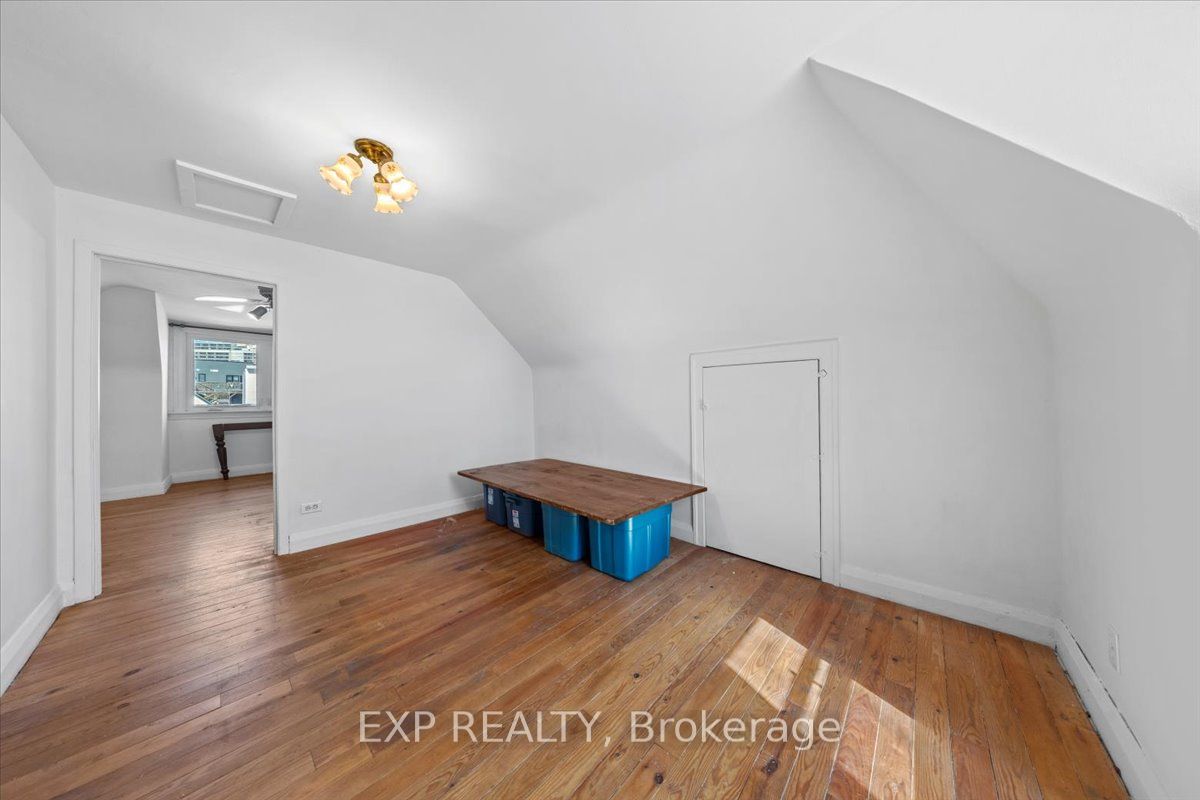 146 Laval Street Property Photo 19